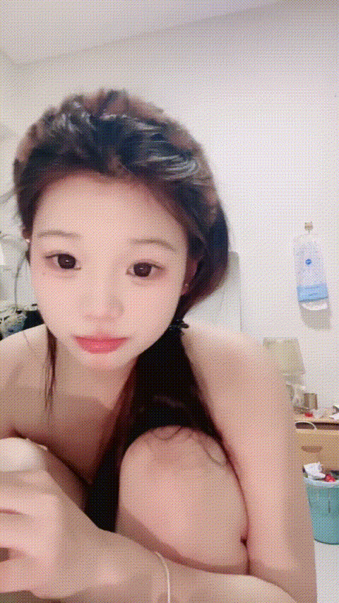 07老阿姨 男人的夢想啊 給大家自慰秀 （2）