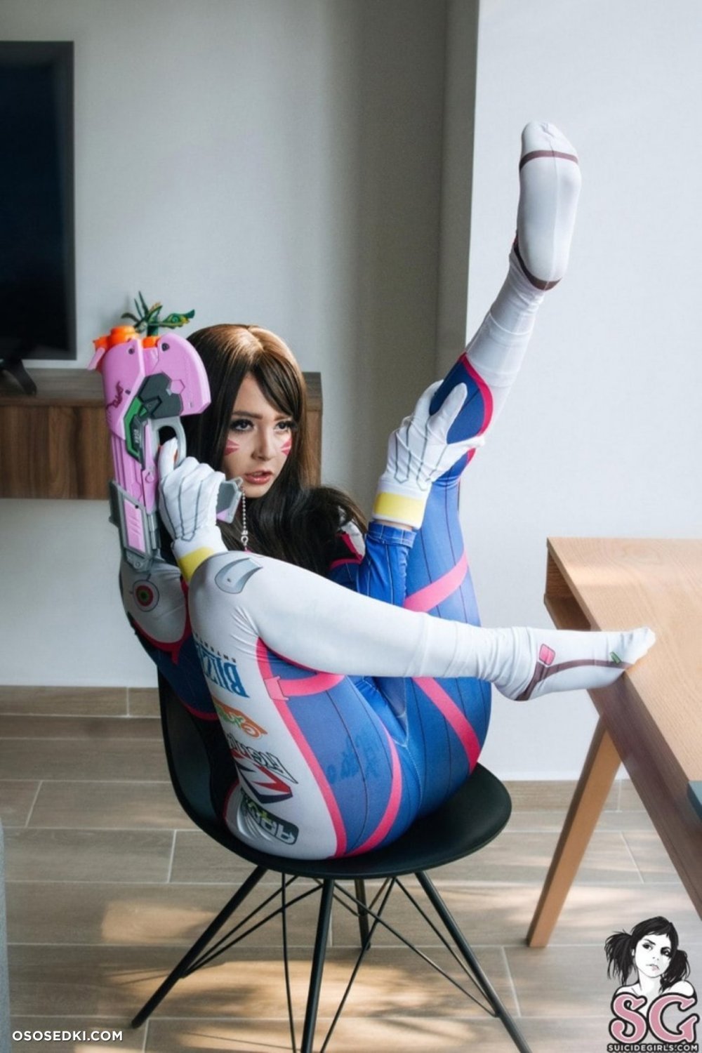 帶紋身的二次元女孩[29P]