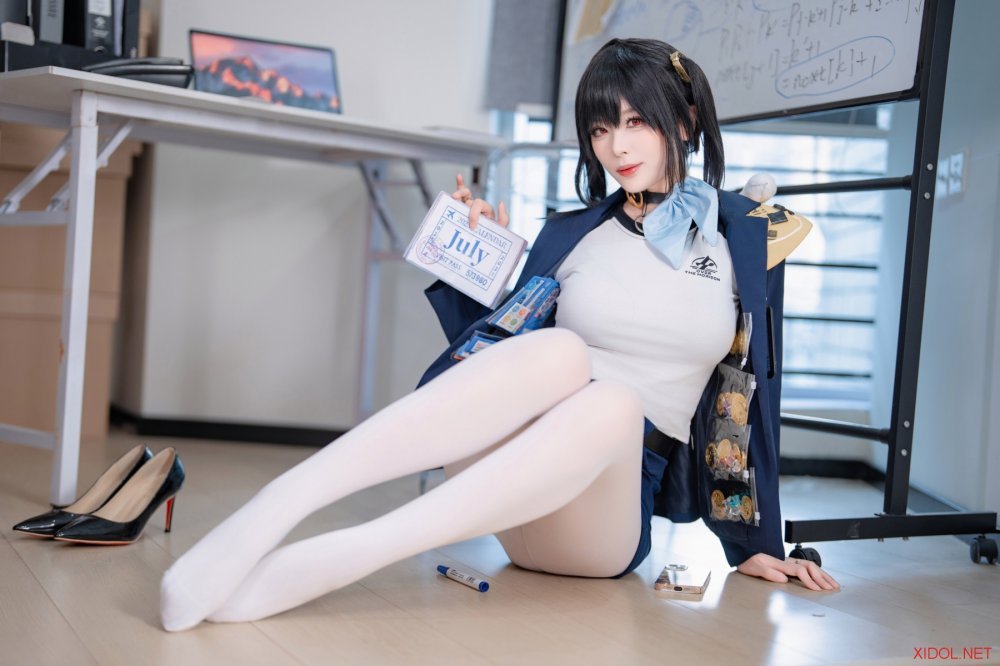 [Cosplay] Tina很妖孽呀 Nikke胜利女神 索拉 [50P-157MB]