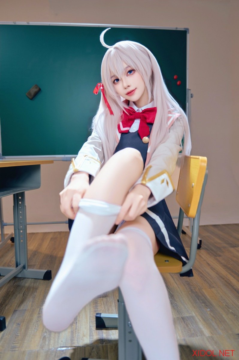 [Cosplay] Shika小鹿鹿 – 艾莉同学