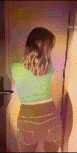 最新快手洩密！ 大奶少婦【婷寶】定製福利，露臉抖奶自慰騷貨身材嘎嘎好