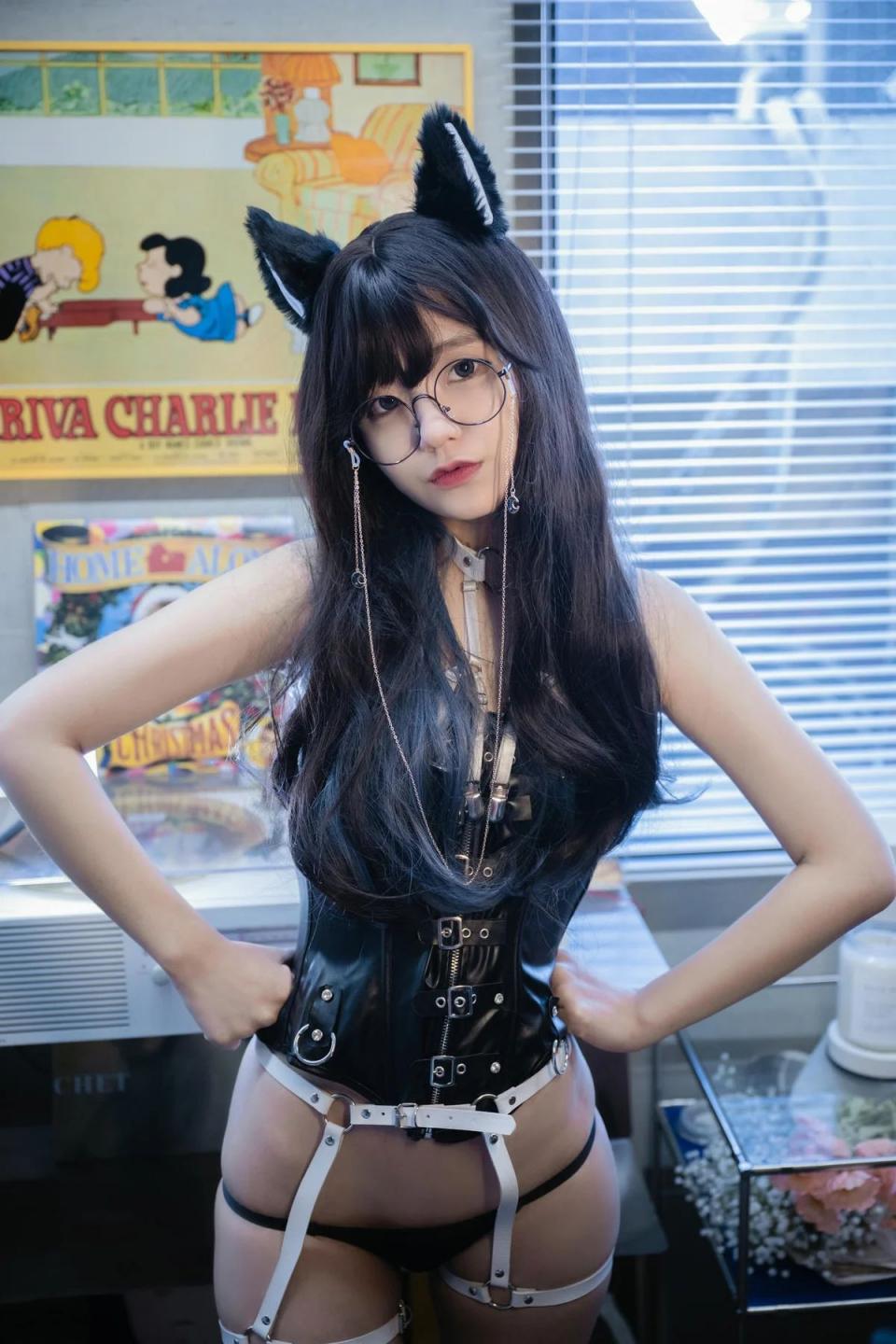 Jenny 皮衣貓咪&nbsp; [20P]