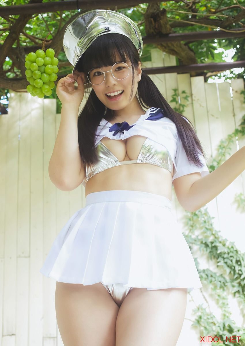 [Photobook]【デジタル限定 YJ PHOTO BOOK】東雲うみ写真集「フルーツとメガネ」