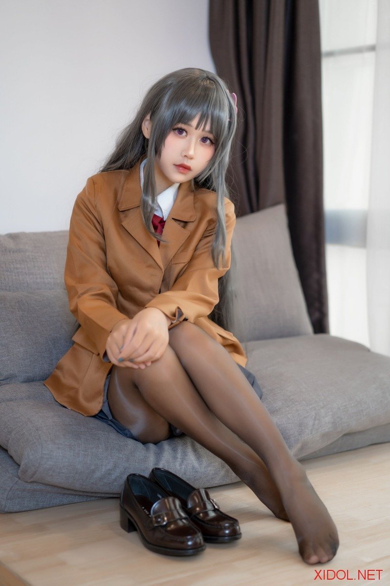 [Cosplay] 萌芽儿o0 麻衣学姐JK [28P-251MB]