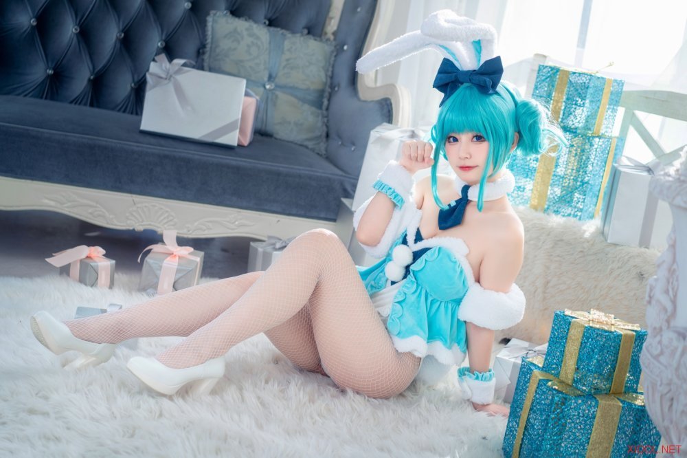 [Cosplay] 猫大人 – 初音白兔×猫大人