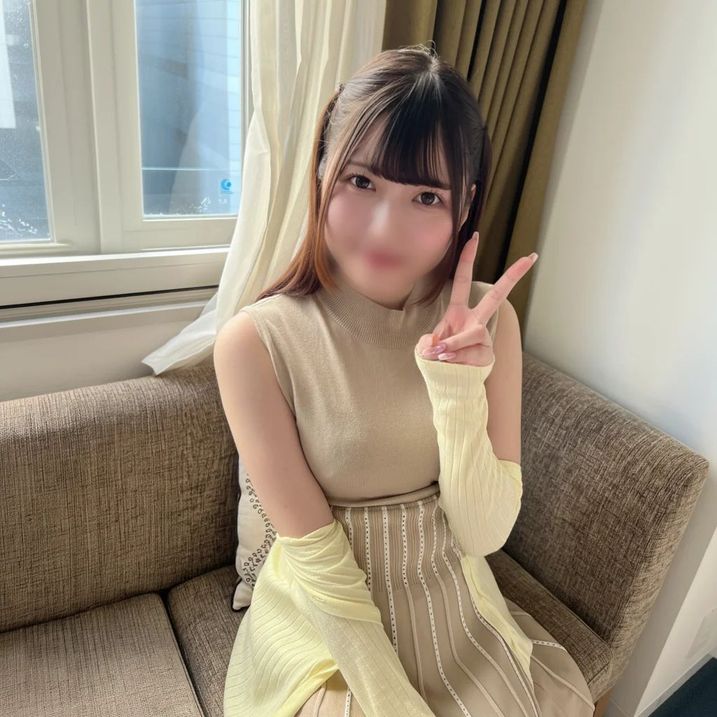 FC2-PPV-4895806 巨根に教育され制服姿 【高清無碼】