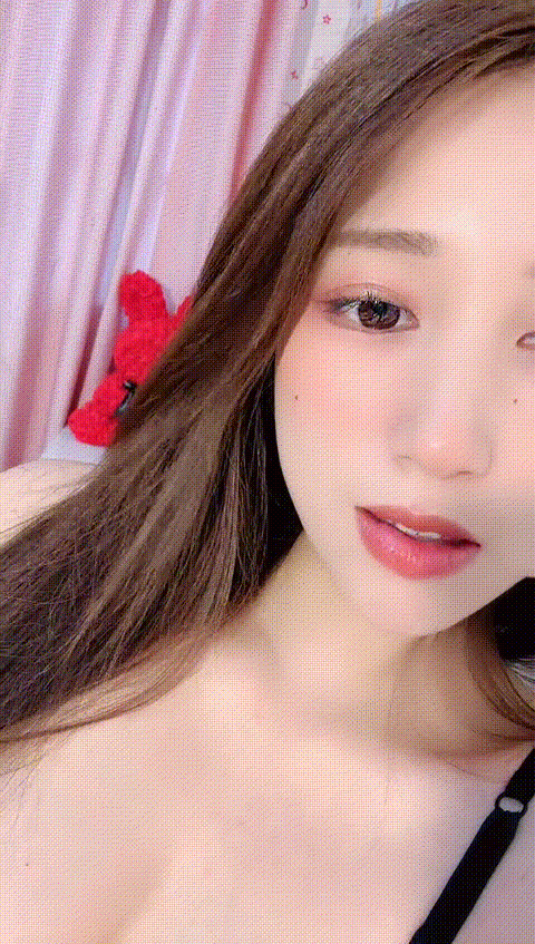 170長腿嫩模，豐滿柔軟肉體逼逼濕潤水多會叫床