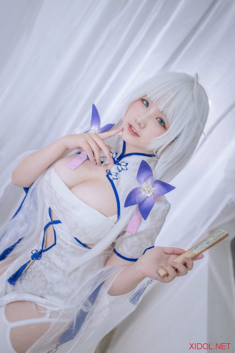 [Cosplay] 阿半今天很开心 光辉旗袍 [33P-146MB]