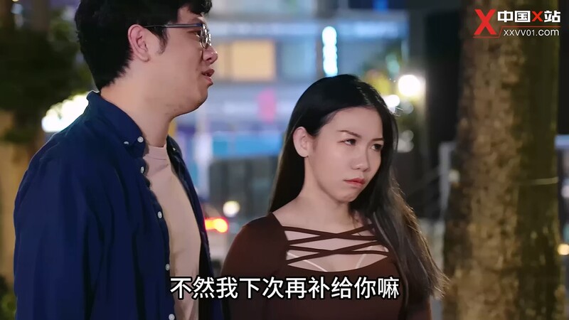男友假裝忘記情人節 其實準備了大肉棒當禮物 粉嫩極具誘惑的酮體 瘋狂舔吸無毛粉穴 無套抽射榨精[MP4/573MB]