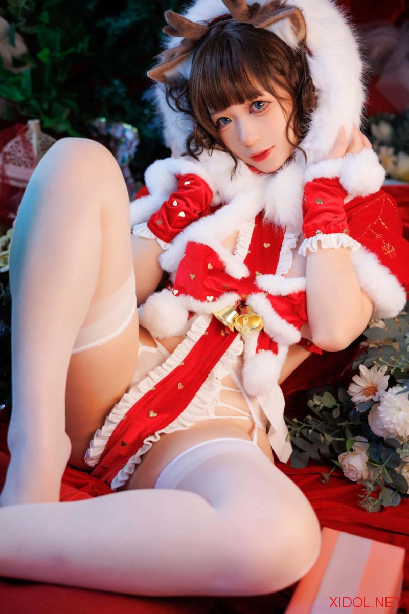 [Cosplay] 樱落酱w – 圣诞小鹿