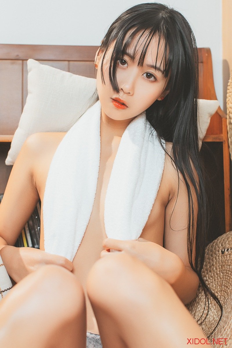 [Cosplay] 萌芽儿o0 少女午后 [40P-569MB]
