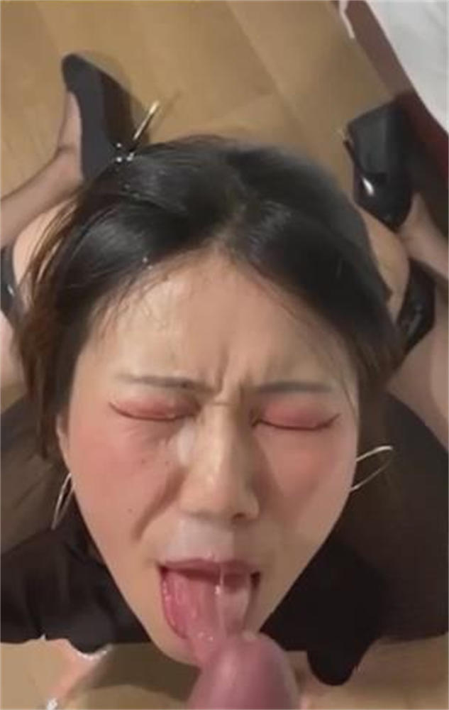 極品熟女舔肉棒深喉吞吐 無套後入翹臀啪啪浪叫濃精射臉騷話連篇