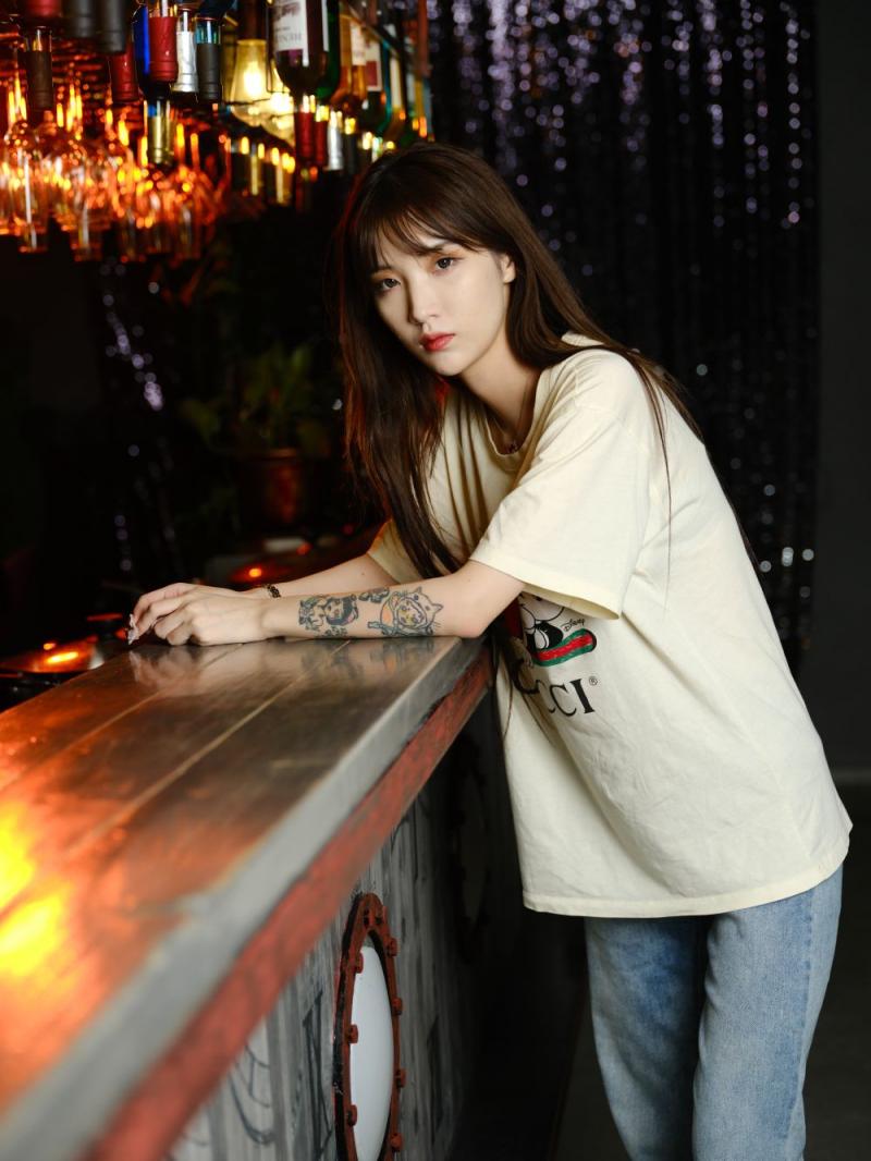 牛仔褲妹妹真的太純了[28P]