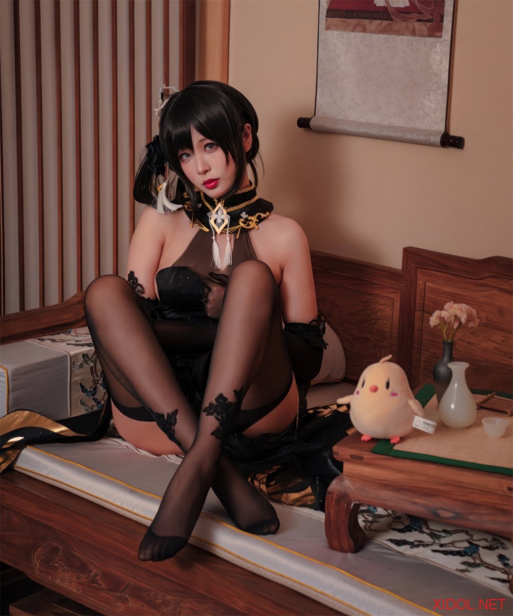 [Cosplay] 轩萧学姐 碧蓝航线 镇海[51P-392MB]