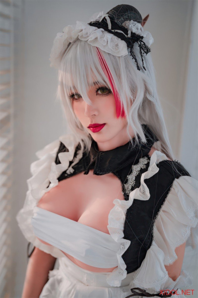 [Cosplay] 轩萧学姐 碧蓝航线 埃吉尔女仆 [66P-402MB]